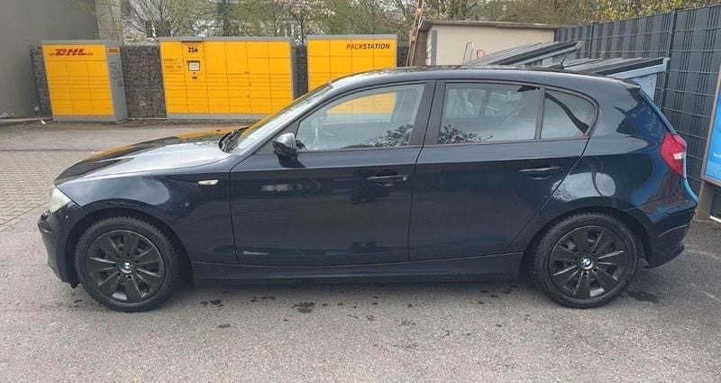 Gebraucht BMW 118 143 PS (105 kW) 2007 Blau Kleinwagen