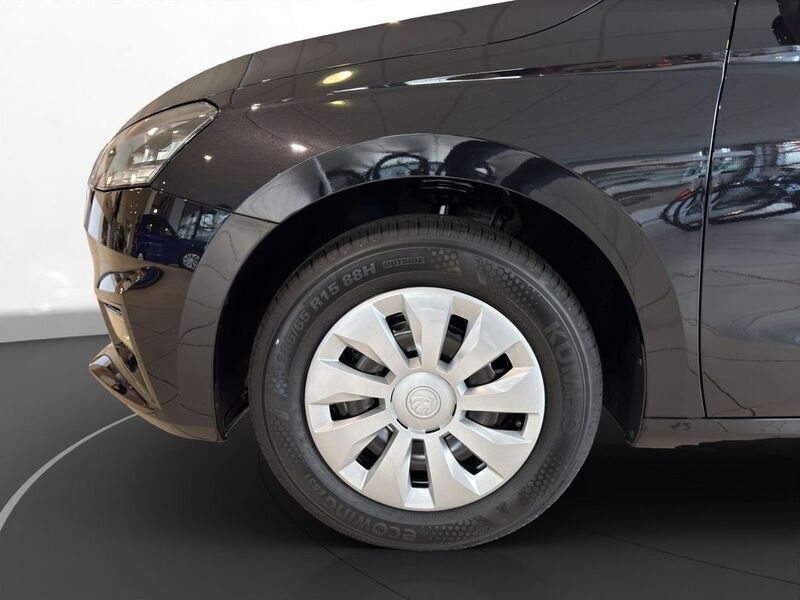 Gebraucht Skoda Fabia Essence 80 PS (58 kW) 2024 Schwarz Kleinwagen