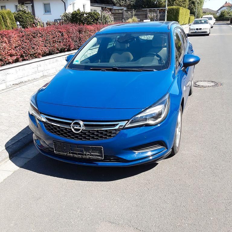 Blau Gebraucht 2018 Opel Astra Active Kombi | 8.900 € (Guter Preis) - Bild 1/4