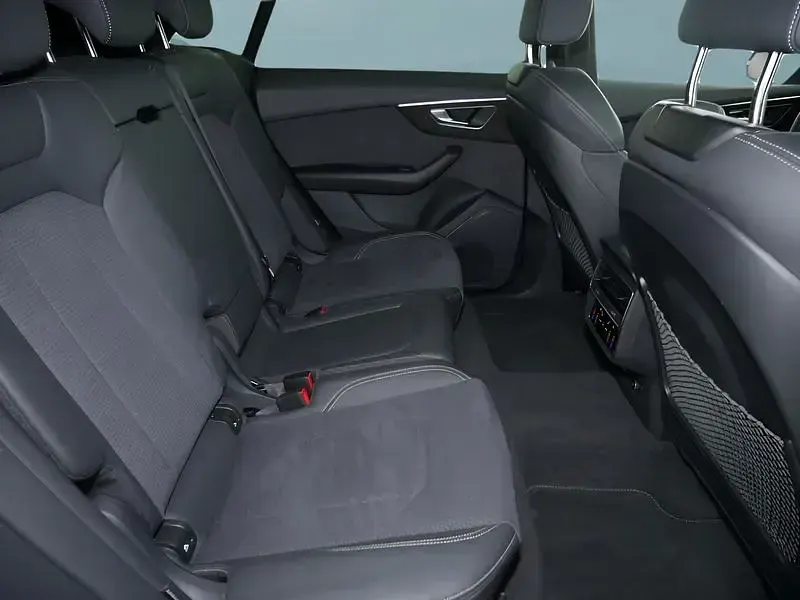 Gebraucht Audi Q8 S-Line 340 PS (250 kW) 2023 Schwarz SUV