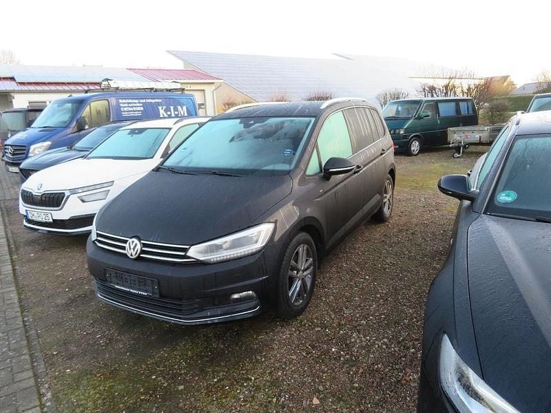 Gebraucht VW Touran Join 150 PS (110 kW) 2018 Schwarz Van / Kleinbus