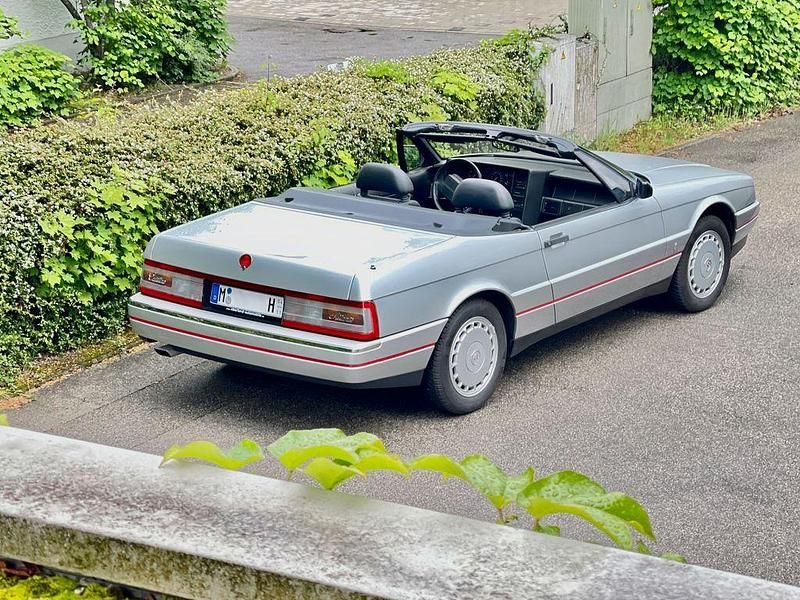 Gebraucht Cadillac Allante 204 PS (150 kW) 1991 Silber Cabrio