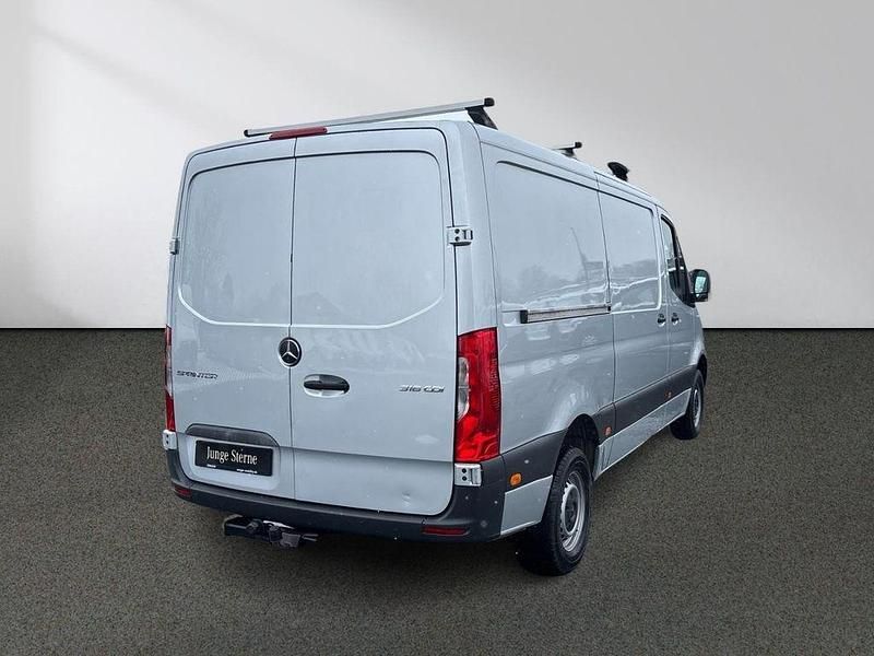 Gebraucht Mercedes Sprinter 163 PS (119 kW) 2019 Silber Van