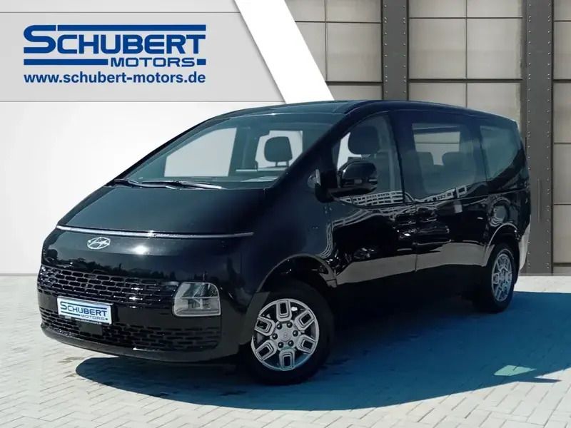 Abyss black / mic Gebraucht 2024 Hyundai Staria Trend Van | 43.450 € (Fairer Preis) - Bild 1/1