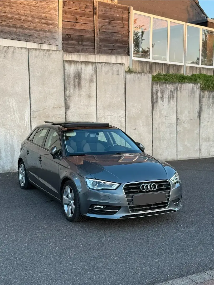 Gebraucht Audi A3 110 PS (80 kW) 2016 Silber Kleinwagen