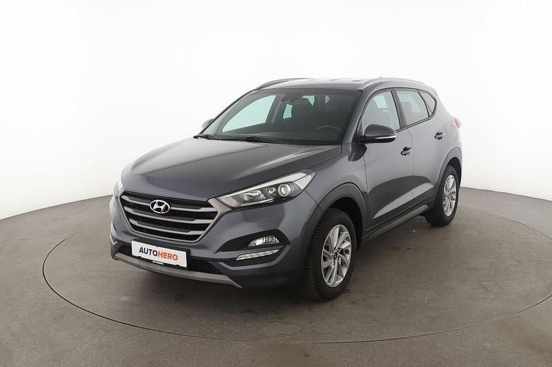Grau Gebraucht 2017 Hyundai Tucson Advantage SUV | 14.050 € (Fairer Preis) - Bild 1/3