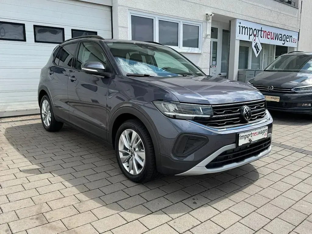 Neu VW T-Cross Life 116 PS (85 kW) 2026 Rauchgrau metallic SUV