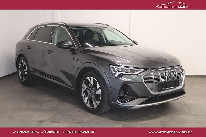 Gebraucht Audi e-tron S-Line 230 kW (313 PS) 2022 Daytonagrau perleffekt SUV