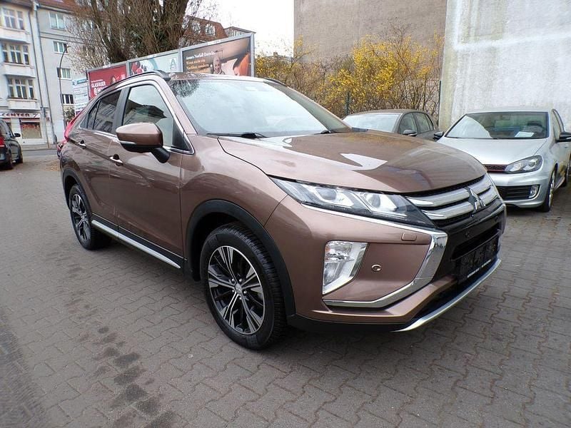 Gebraucht Mitsubishi Eclipse Cross Intro Edition 163 PS (119 kW) 2018 Braun SUV