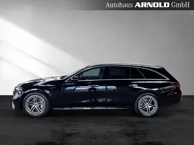 Gebraucht Mercedes E220 AMG line 197 PS (144 kW) 2025 Schwarz
