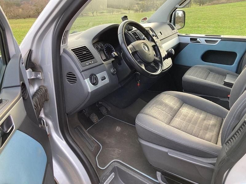 Usata VW T5 131 CV (96 kW) 2008 Argento Furgone