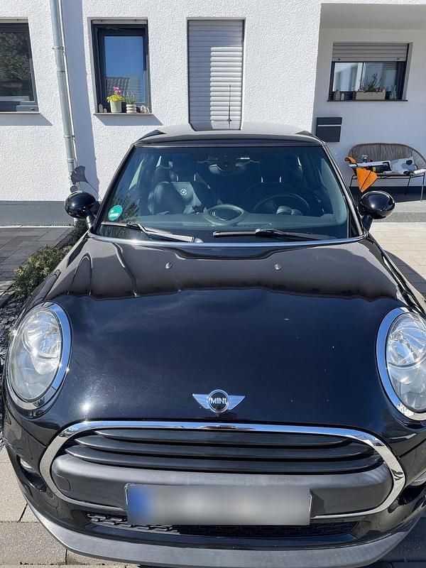 Usata Mini ONE 102 CV (75 kW) 2017 Nero Utilitaria