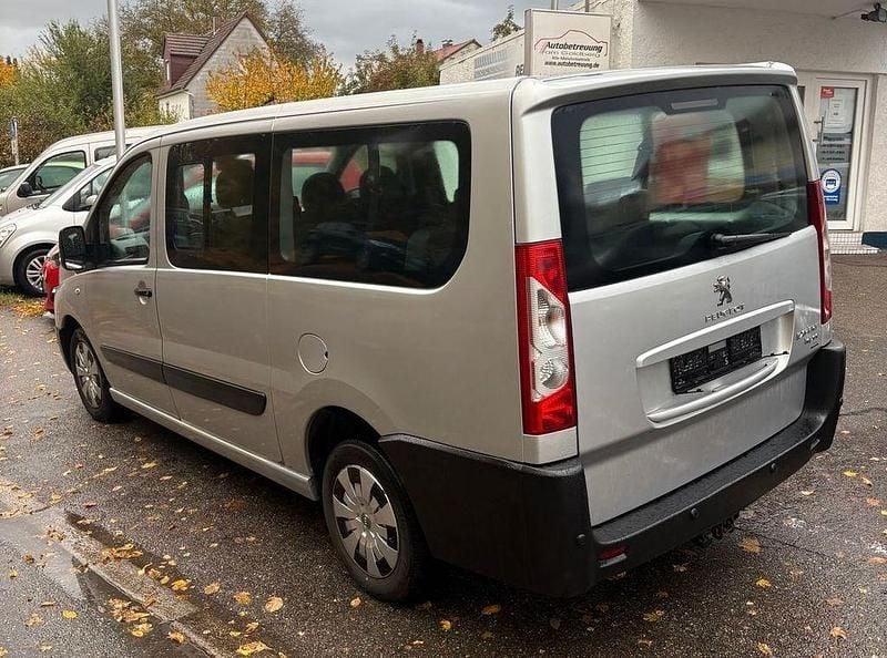 Gebraucht Peugeot TePee Access 128 PS (94 kW) 2014 Grau Van / Kleinbus