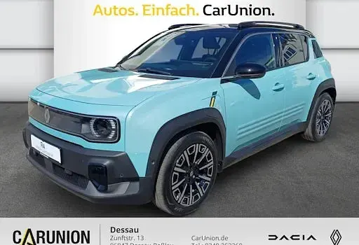 Neu Renault 4 E-Tech Iconic 110 kW (150 PS) 2026 Hautsdefrancegrün, black pearlschwarz metallic SUV
