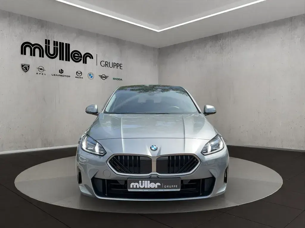 Brugt BMW 120 150 HK (110 kW) 2025 Grå Hatchback