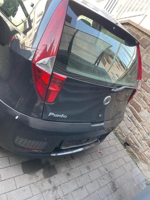 Gebraucht Fiat Punto 80 PS (58 kW) 2004 Schwarz Kleinwagen