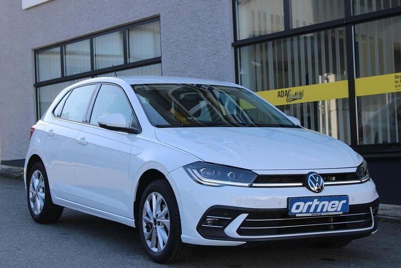 Gebraucht VW Polo Style 95 PS (69 kW) 2023 Weiß Kleinwagen