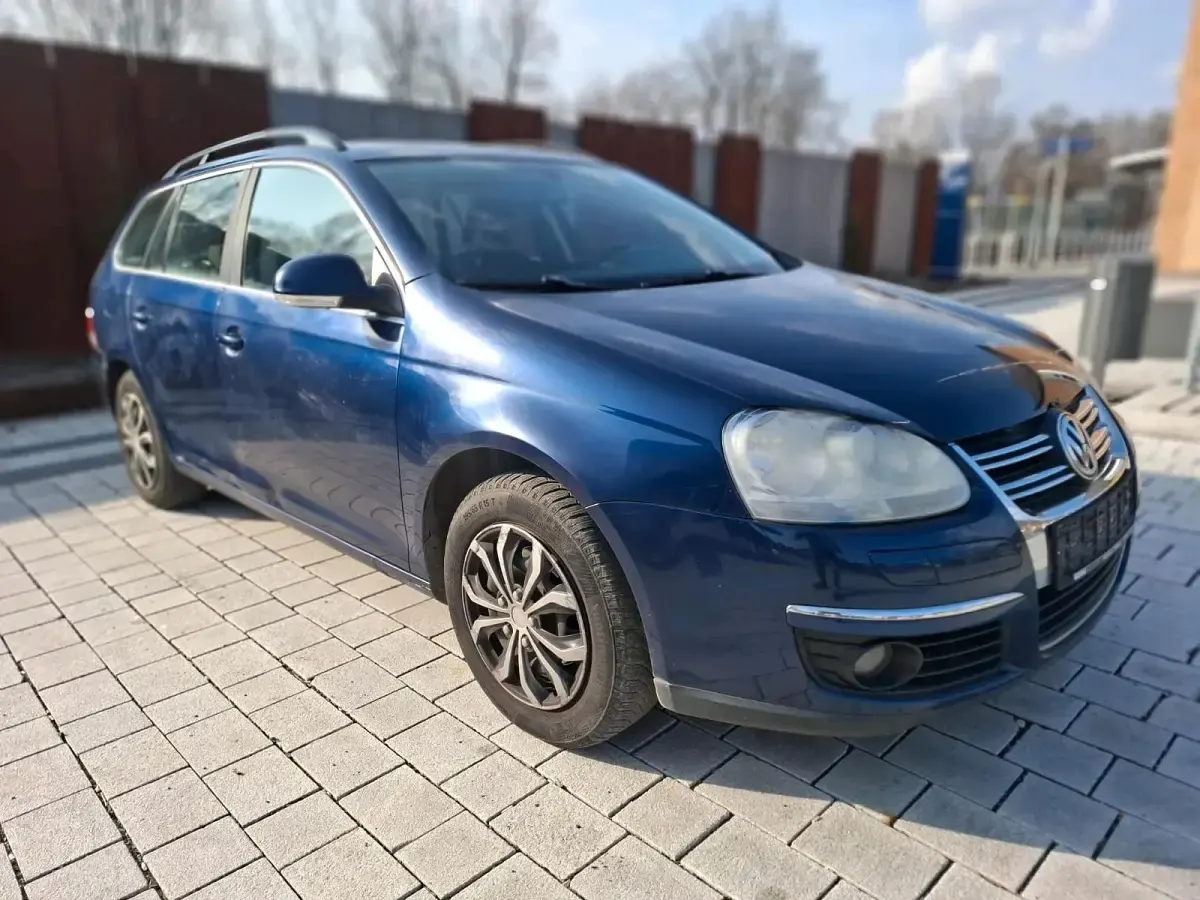 Gebraucht VW Golf V 105 PS (77 kW) 2008 Blau Kombi