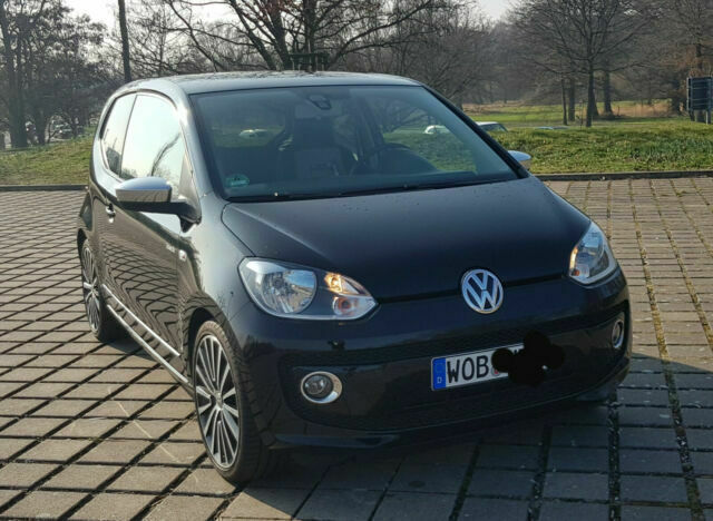 Verkauft VW up! blackmit 17 Zoll Polyg., gebraucht 2012, 56.400 km in  Wolfsburg