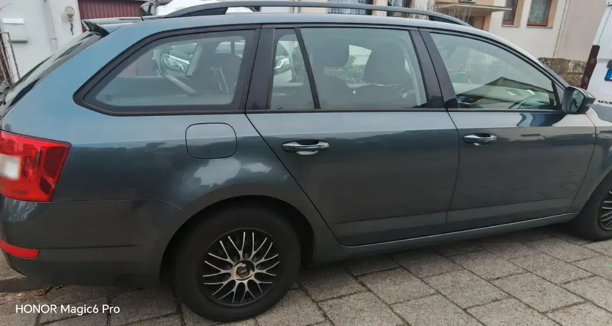 Gebraucht Skoda Octavia 110 PS (80 kW) 2016 Grau Kombi