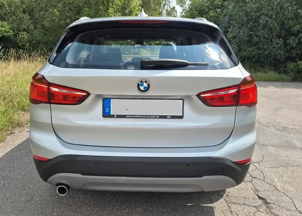Gebraucht BMW X1 Advantage 140 PS (102 kW) 2017 Silber SUV