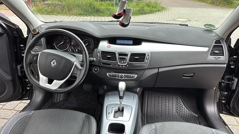 Gebraucht Renault Laguna III 150 PS (110 kW) 2008 Schwarz Kombi