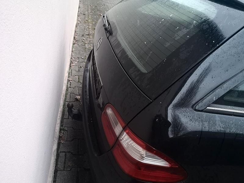 Gebraucht Mercedes E280 Classic 190 PS (139 kW) 2005 Schwarz Kombi