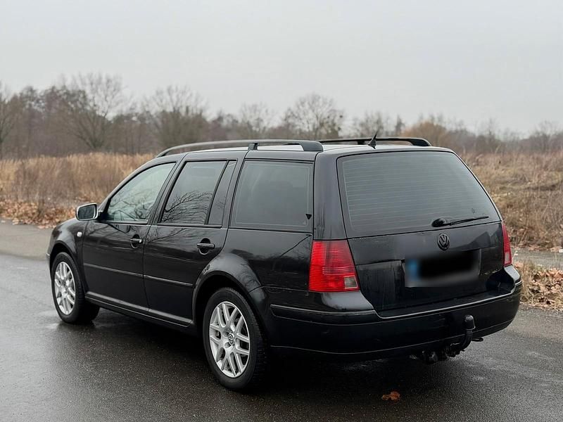Gebraucht VW Bora 131 PS (96 kW) 2003 Schwarz Kombi