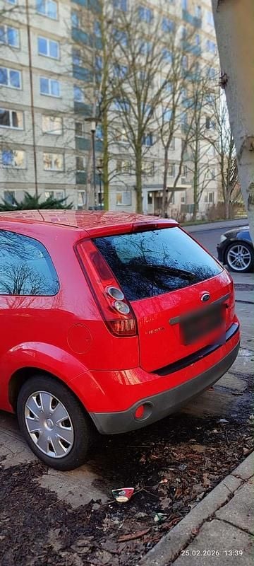 Gebraucht Ford Fiesta 68 PS (50 kW) 2006 Rot Kleinwagen