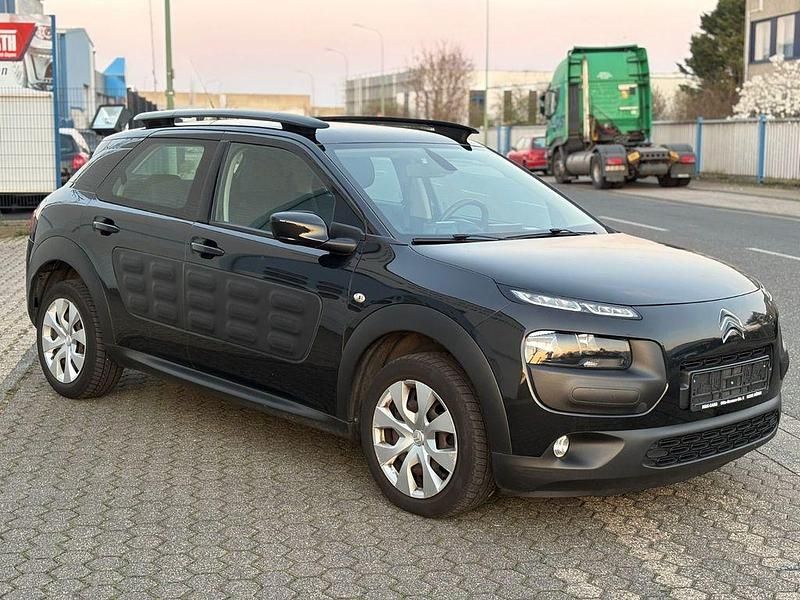 Gebraucht Citroën C4 Feel 82 PS (60 kW) 2018 Schwarz SUV