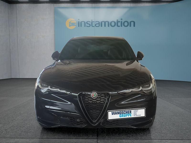 Neu Alfa Romeo Stelvio 280 PS (205 kW) 2025 Schwarz SUV