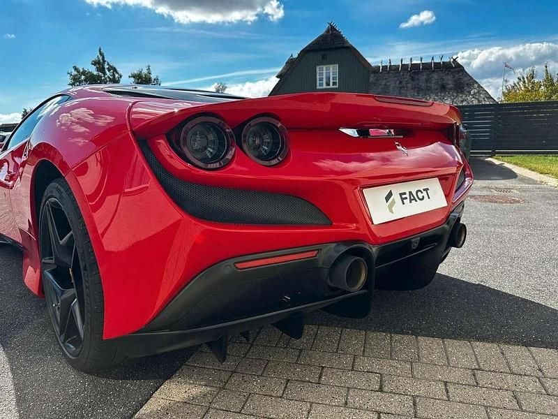 Gebraucht Ferrari F8 721 PS (530 kW) 2020 Rosso corsa Coupé