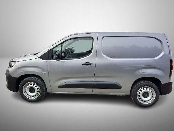 Neu Peugeot Partner 131 PS (96 kW) 2026 Silber Van / Kleinbus