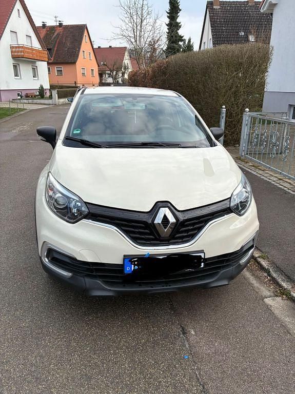 Gebraucht Renault Captur Life 90 PS (66 kW) 2017 Beige SUV