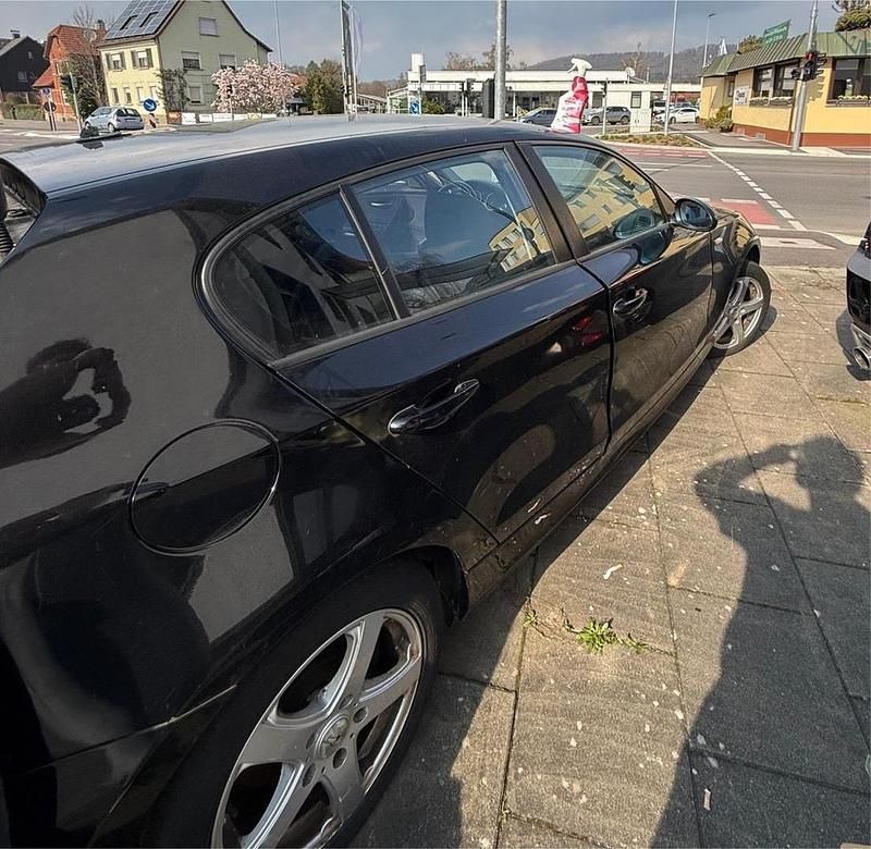 Gebraucht BMW 120 170 PS (125 kW) 2007 Schwarz Kleinwagen