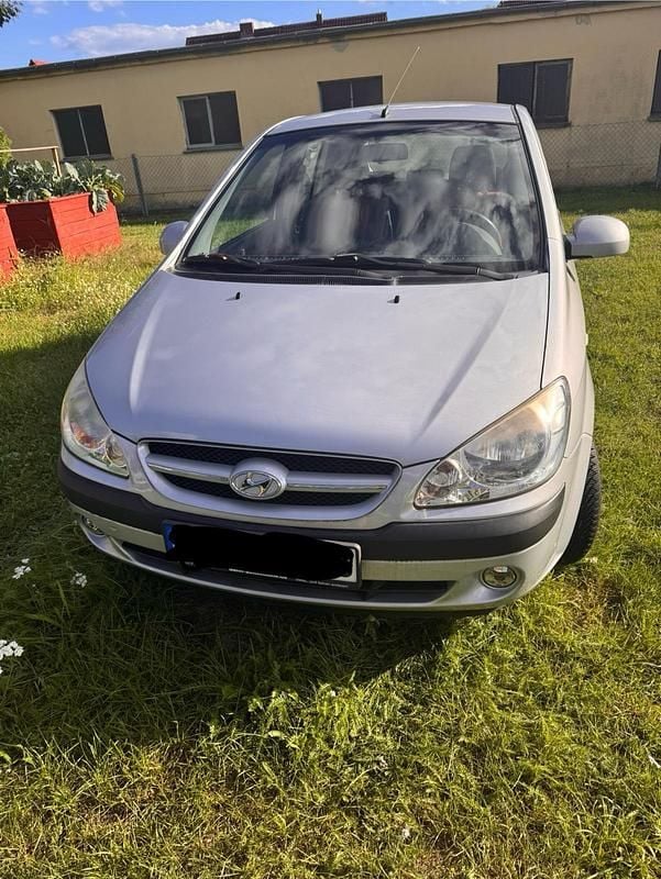 Silber Gebraucht 2007 Hyundai Getz Kleinwagen | 2.399 € (Fairer Preis) - Bild 1/4