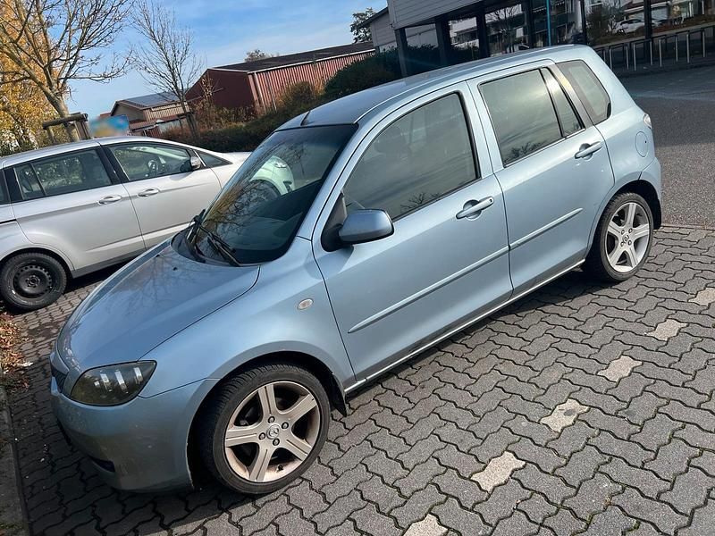 Gebraucht Mazda 2 101 PS (74 kW) 2006 Blau Kleinwagen