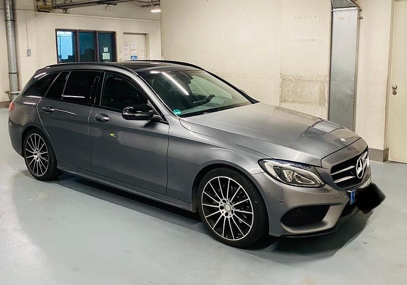 Grau Gebraucht 2016 Mercedes C180 AMG line Kombi | 16.700 € (Fairer Preis) - Bild 1/4