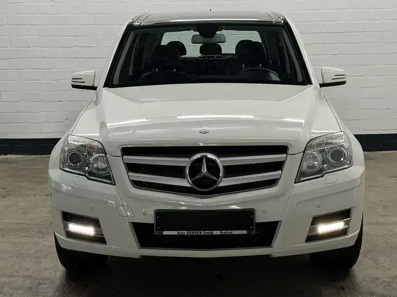 Gebraucht Mercedes GLK250 204 PS (150 kW) 2011 Weiß SUV