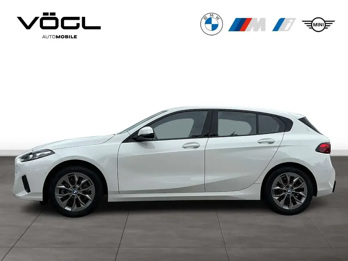 Gebraucht BMW 120 156 PS (114 kW) 2025 Alpinweiß uni Kleinwagen