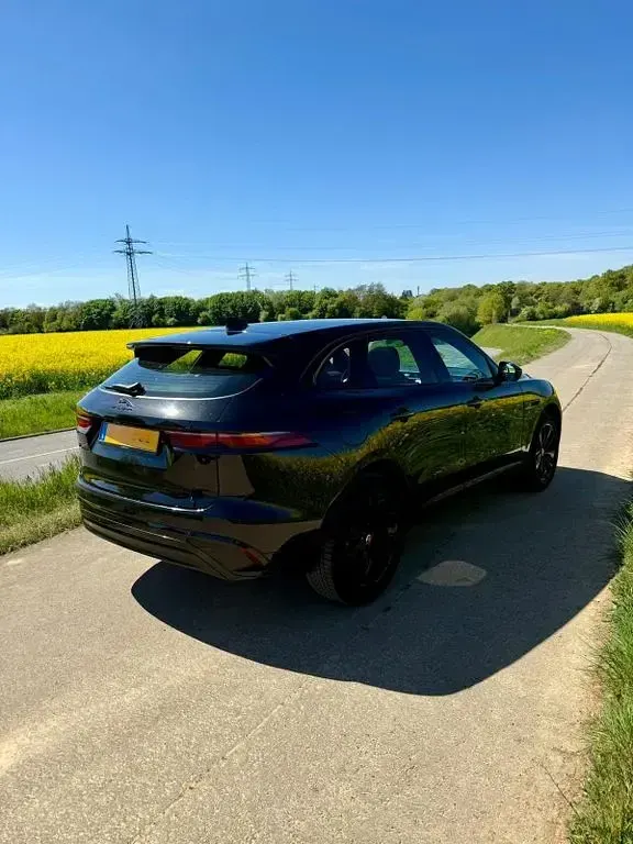 Occasion Jaguar F-Pace R-Dynamic 250 ch (183 kW) 2022 Noir SUV