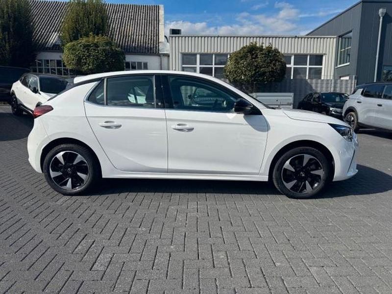 Gebraucht Opel Corsa 100 kW (136 PS) 2022 Jade weiß (metallic) Kleinwagen