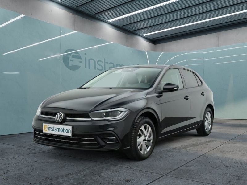 Gebraucht VW Polo Style 95 PS (69 kW) 2024 Schwarz Limousine