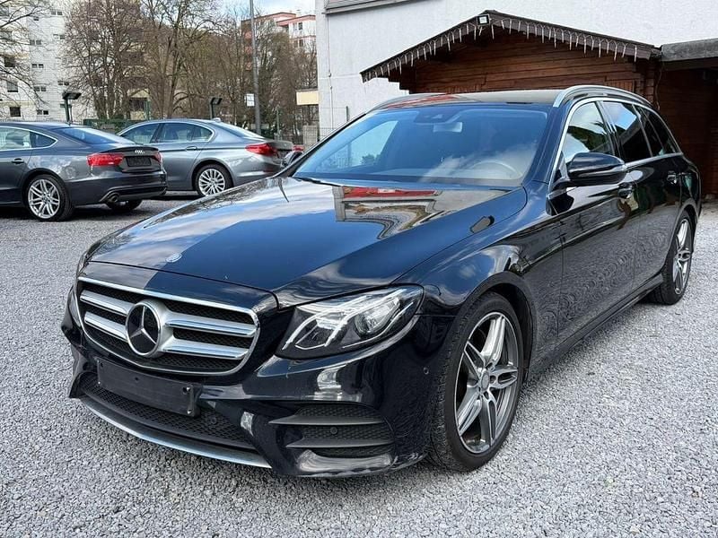 Gebraucht Mercedes E220 AMG line 194 PS (142 kW) 2016 Schwarz Kombi