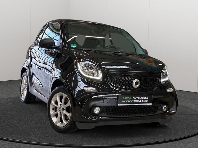 Gebraucht Smart ForTwo Coupé 71 PS (52 kW) 2019 Schwarz Coupé
