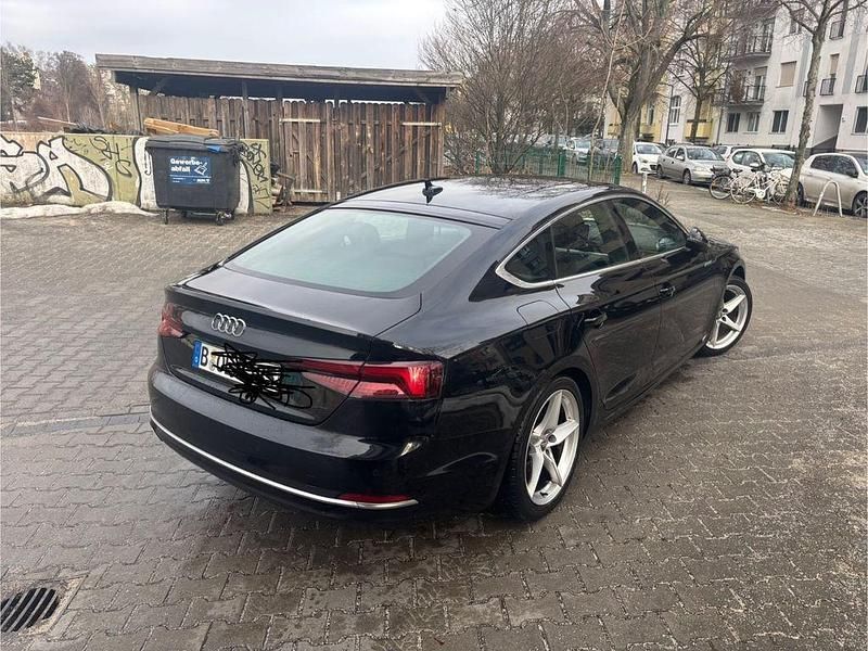 Gebraucht Audi A5 Sportback Sport 150 PS (110 kW) 2018 Schwarz Kleinwagen