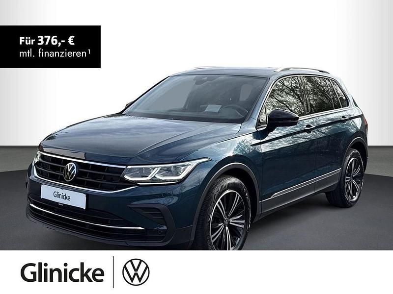 Gebraucht VW Tiguan Active 150 PS (110 kW) 2022 Nightshade blue metallic SUV