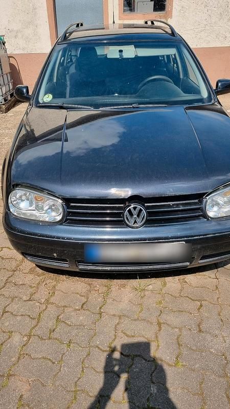 Schwarz Gebraucht 2003 VW Golf IV Kombi | 400 € (Guter Preis) - Bild 1/4