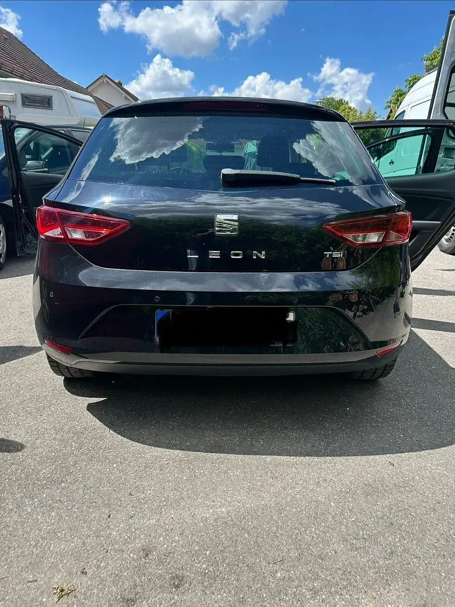 Gebraucht Seat Leon Style 150 PS (110 kW) 2014 Schwarz Limousine