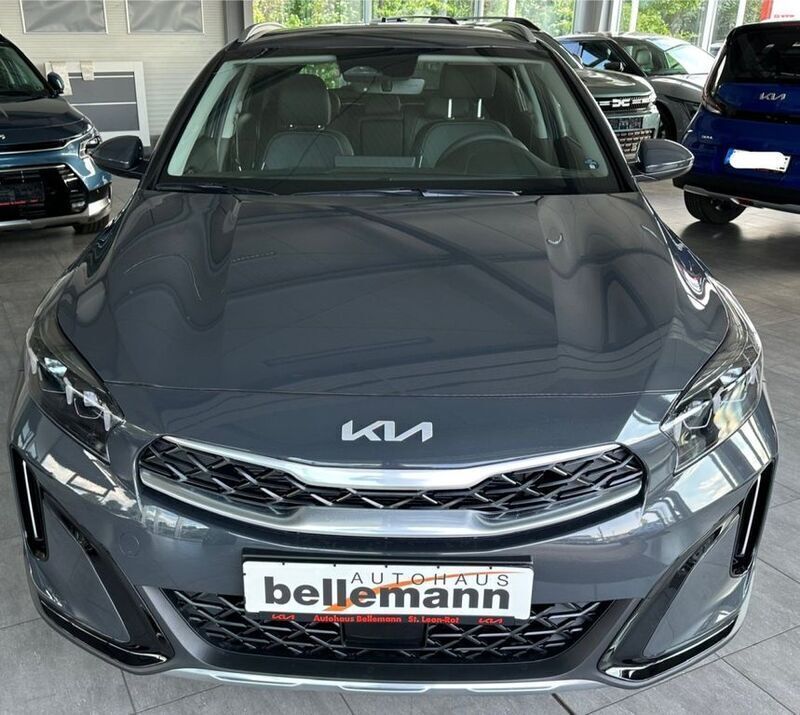 Gebraucht Kia XCeed Vision 140 PS (102 kW) 2025 Grau SUV